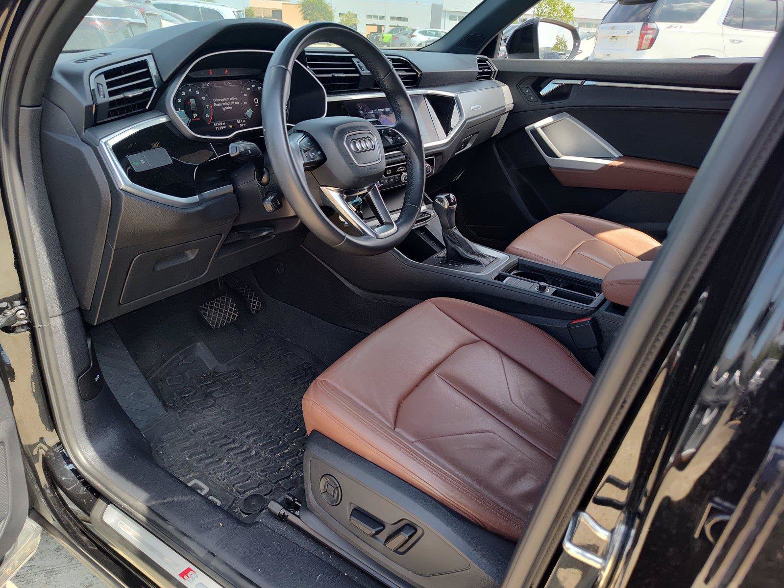 Used 2022 Audi Q3 2.0T Premium AWD/4WD image 2