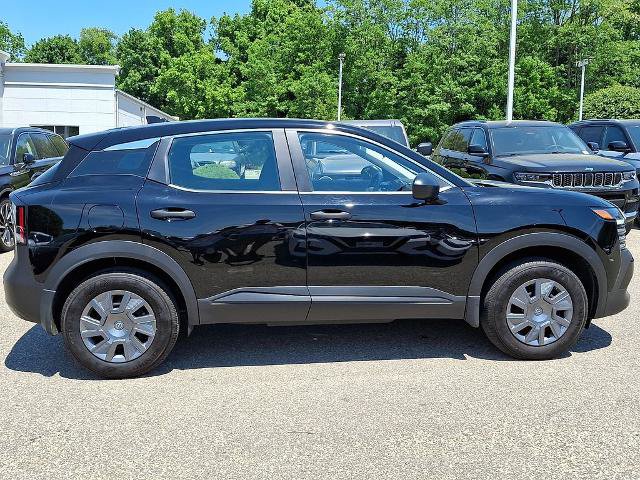 Certified 2025 Nissan Kicks S AWD/4WD image 9