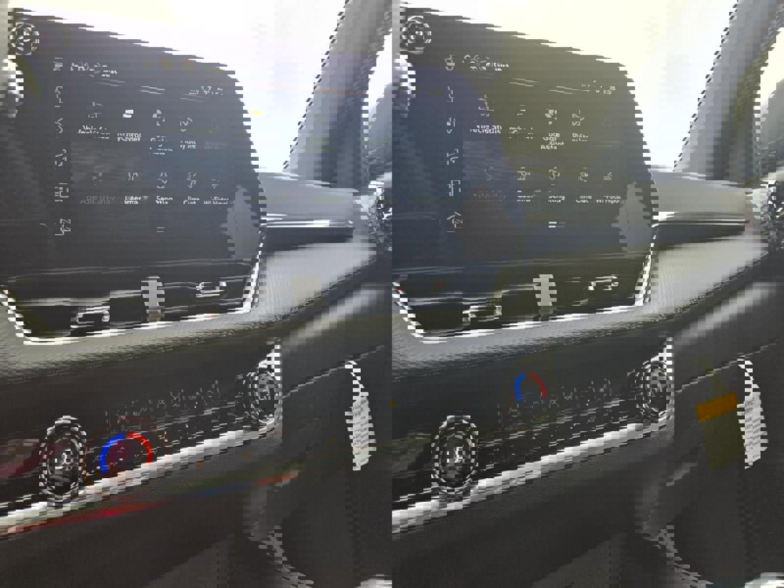 New 2026 Chevrolet Equinox LT image 16