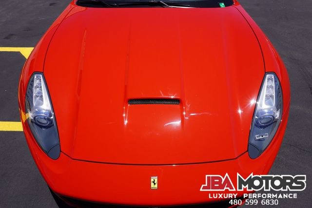Used 2014 Ferrari California RWD image 13