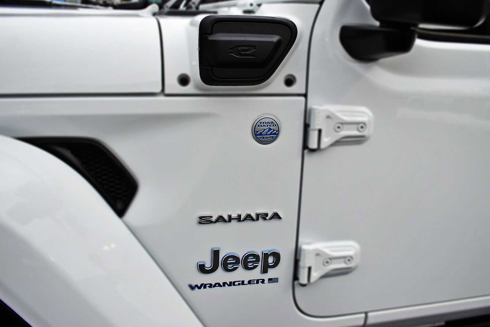 Used 2023 Jeep Wrangler Unlimited Sahara image 5