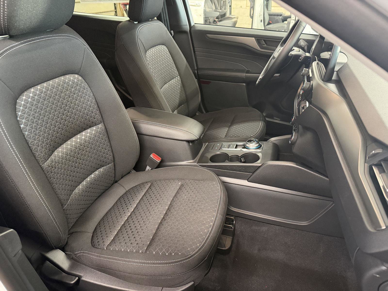 New 2026 Ford Escape Active w/ Cold Weather Package image 10