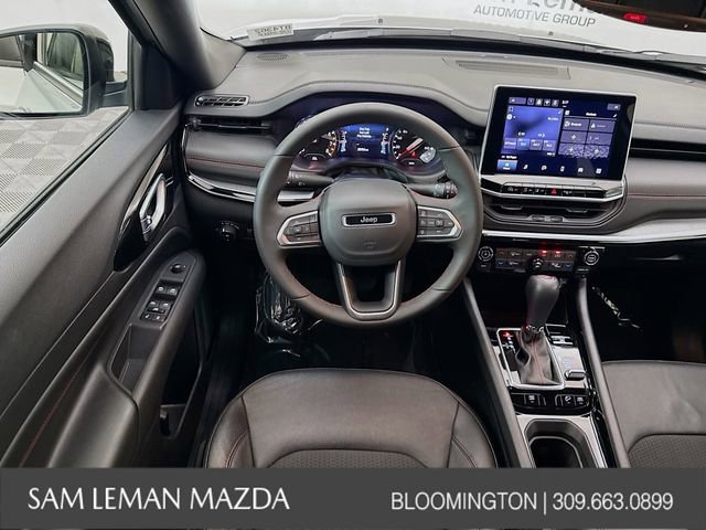 Used 2024 Jeep Compass Trailhawk image 20