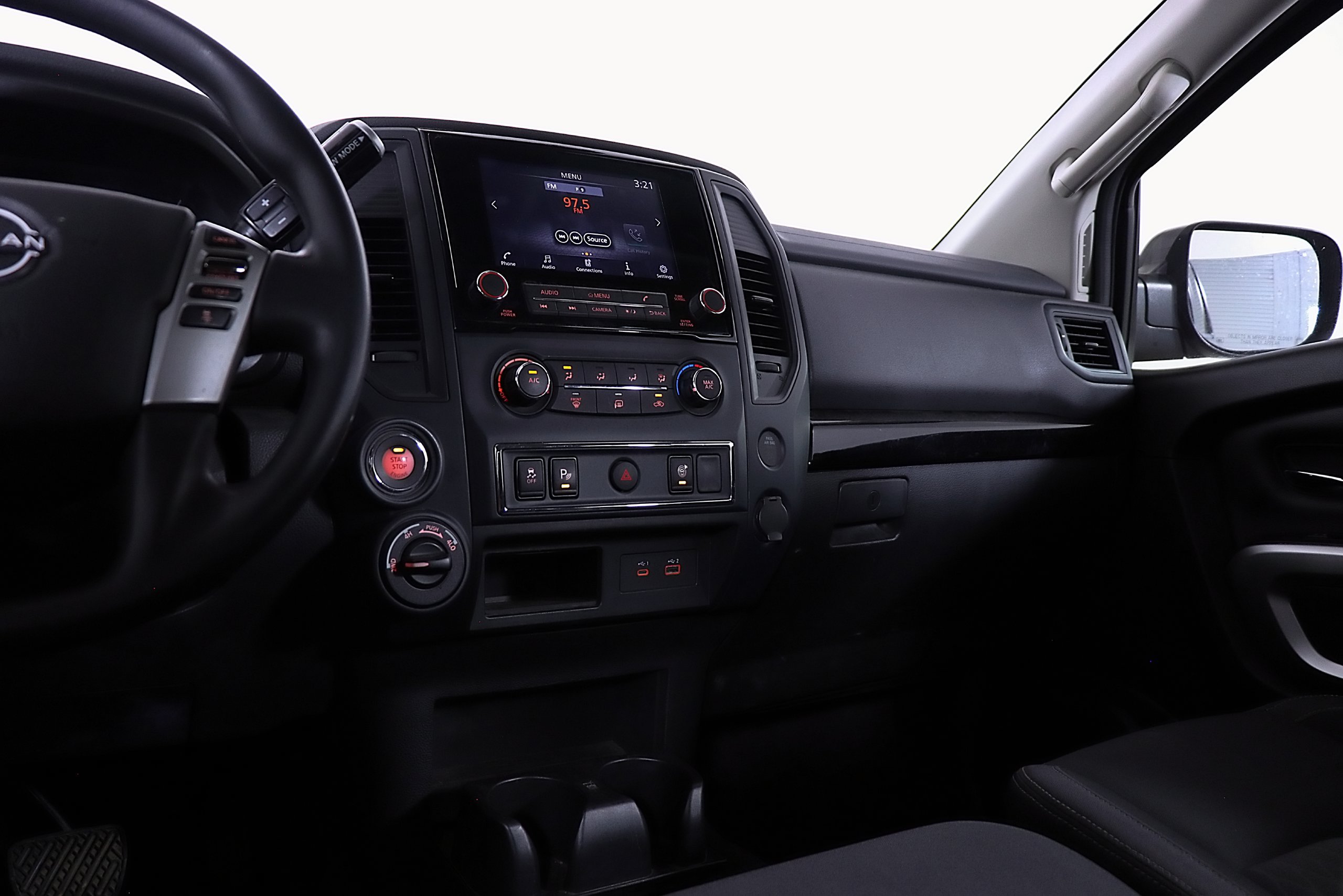 Used 2024 Nissan Titan SV w/ Accessory Utility Package AWD/4WD image 19