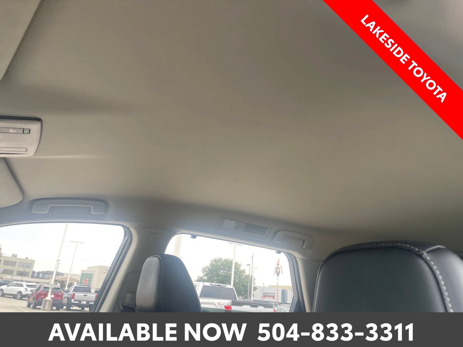 Used 2024 Nissan Pathfinder SL FWD image 30