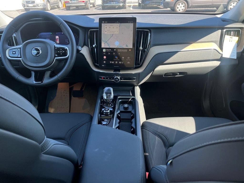 New 2026 Volvo XC60 B5 Plus w/ Protection Package Premier AWD/4WD image 27