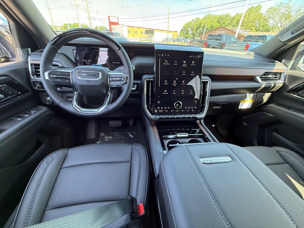 New 2026 GMC Yukon XL Denali w/ Denali Reserve Package AWD/4WD image 12