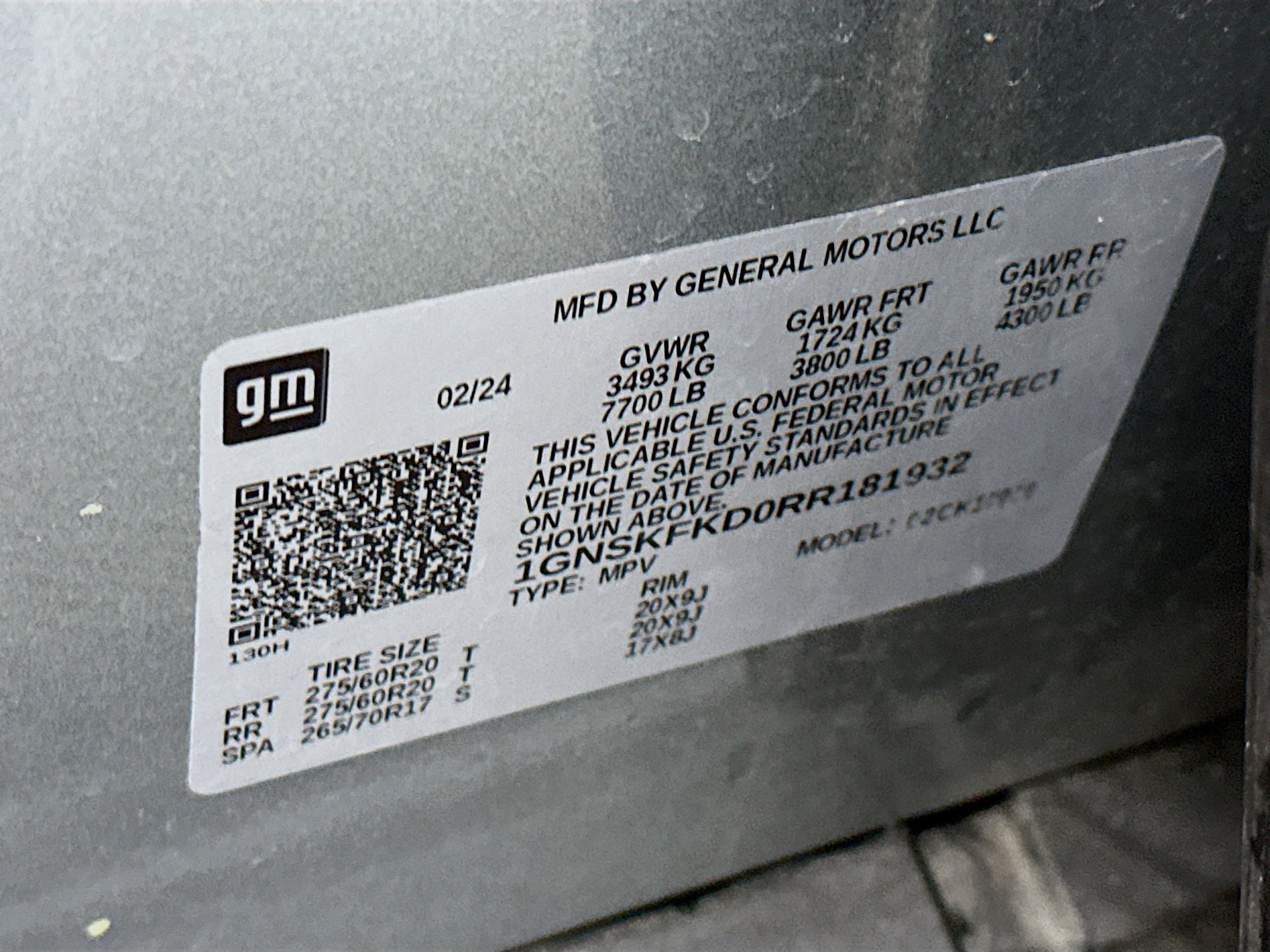 Used 2024 Chevrolet Suburban Premier image 12