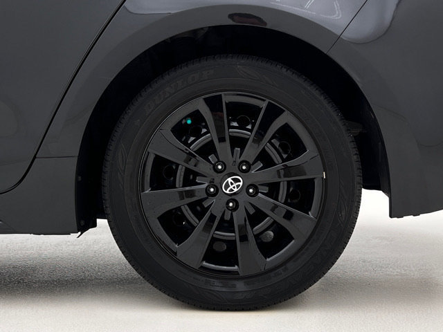 Used 2021 Toyota Corolla LE FWD image 26