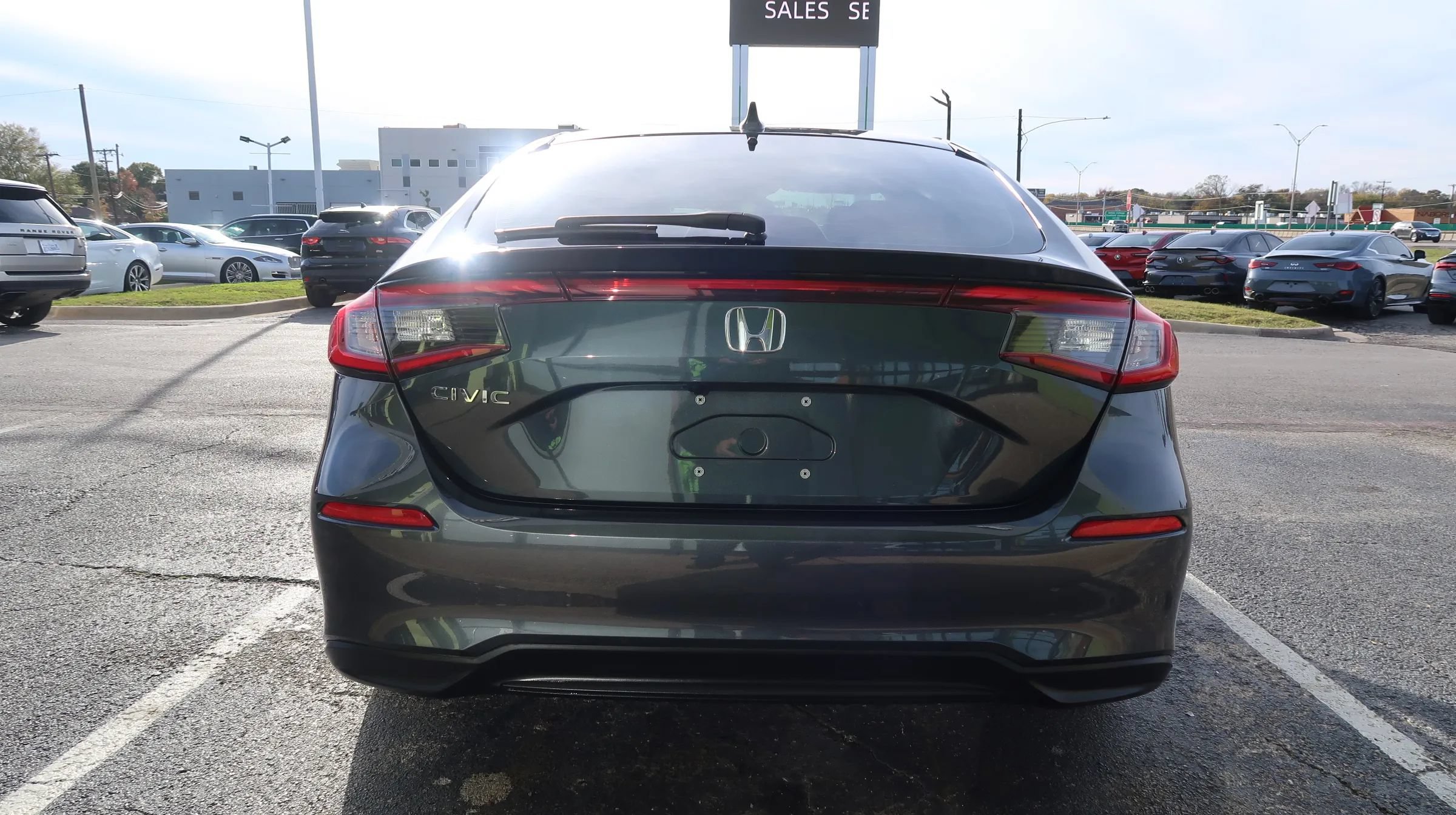 Used 2024 Honda Civic EX-L image 9