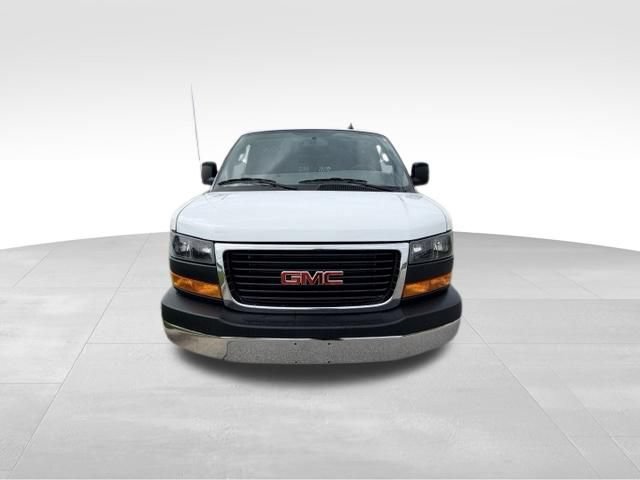 Certified 2025 GMC Savana 2500 w/ Driver Convenience Package RWD image 2