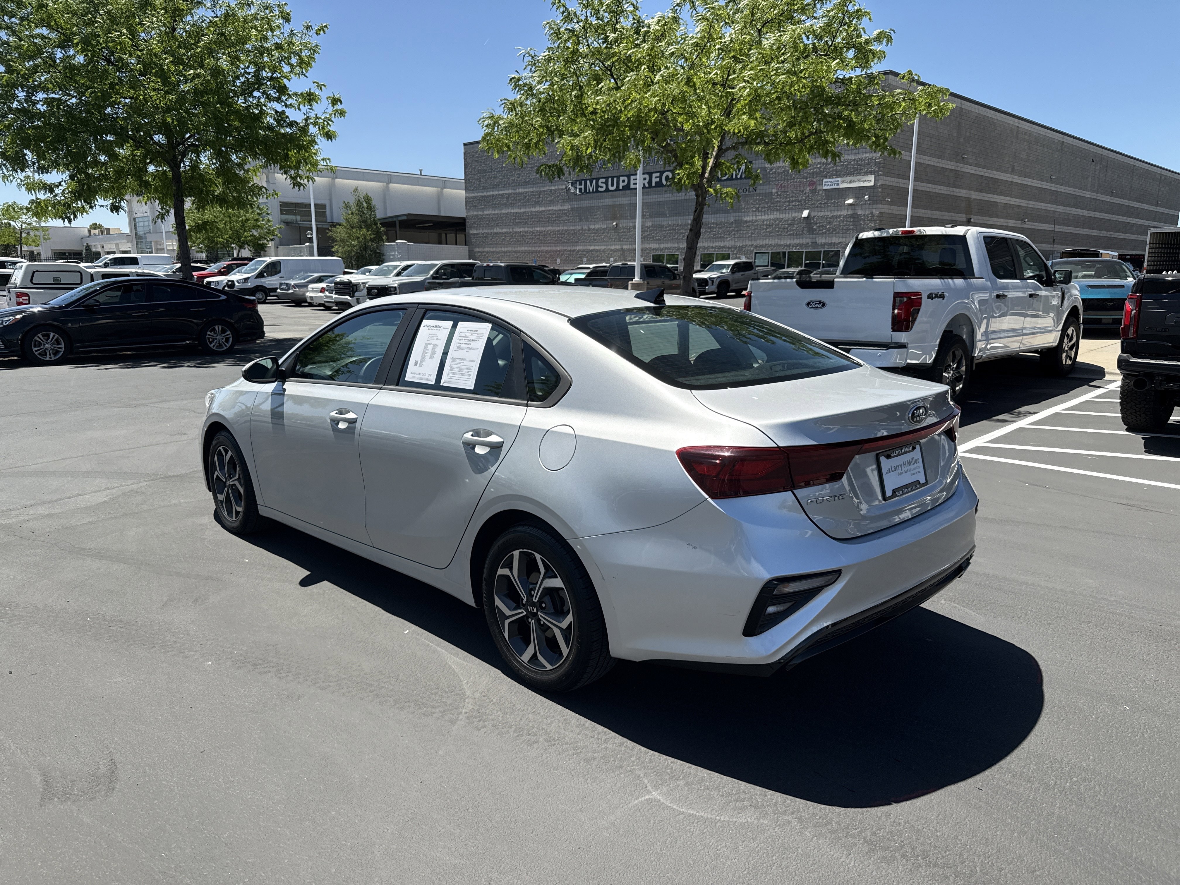 Used 2019 Kia Forte LXS FWD image 3