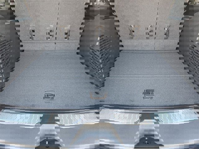 New 2026 Chevrolet Suburban High Country w/ Sun And Tow Package image 35