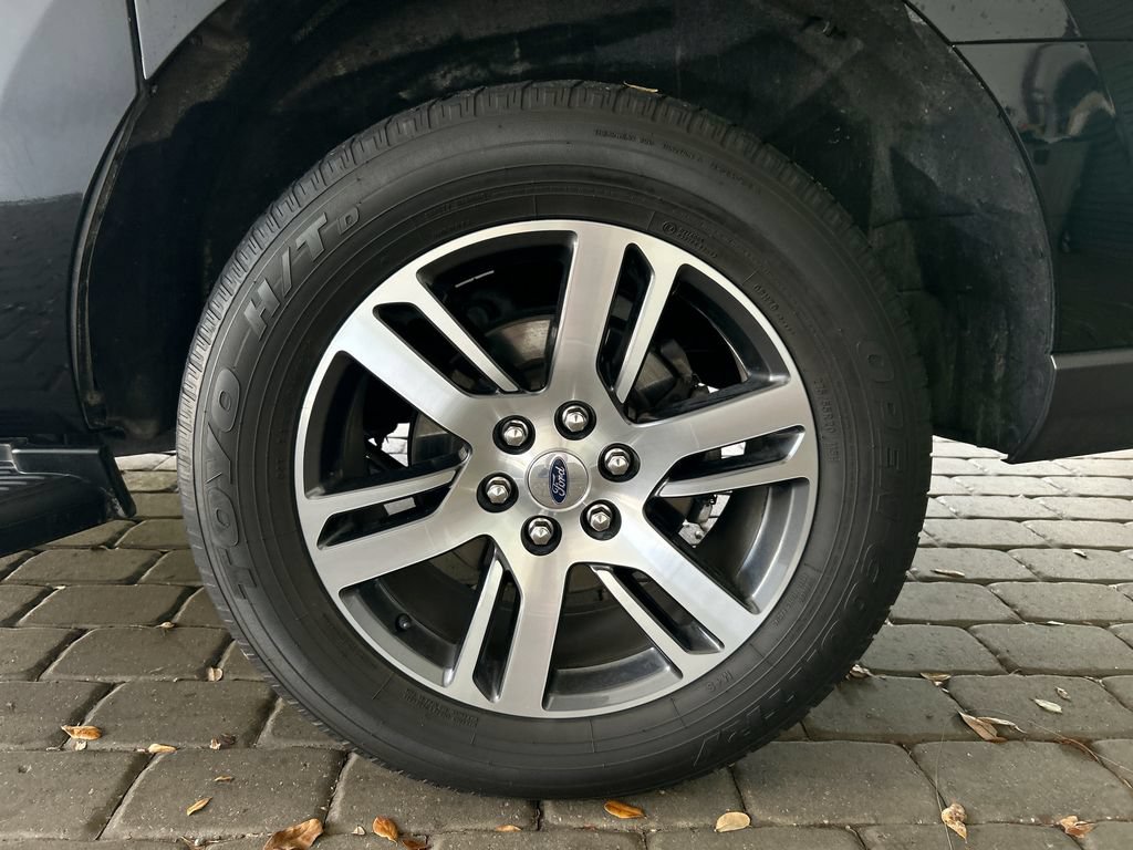 Used 2024 Ford Expedition Max Limited RWD image 45