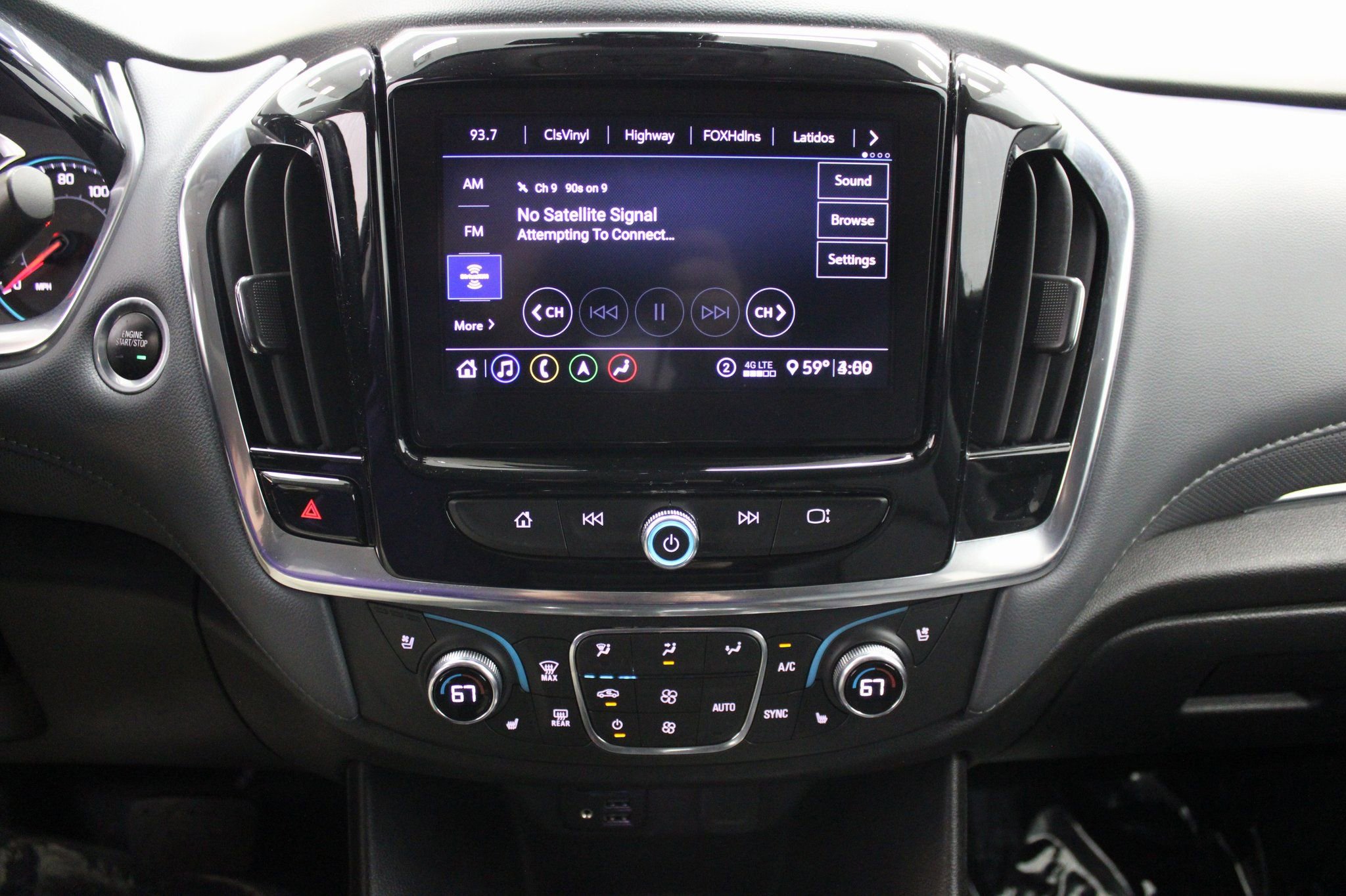 Used 2021 Chevrolet Traverse Premier w/ LPO, Floor Liner Package image 45