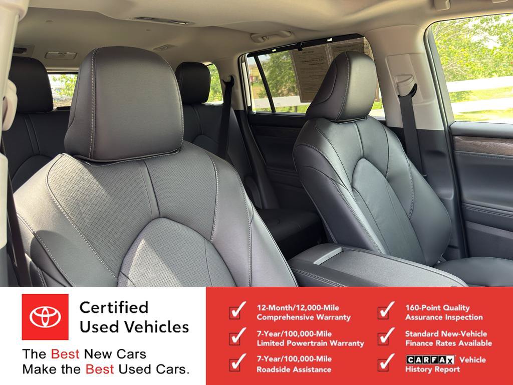 Certified 2026 Toyota Highlander Limited AWD/4WD image 23