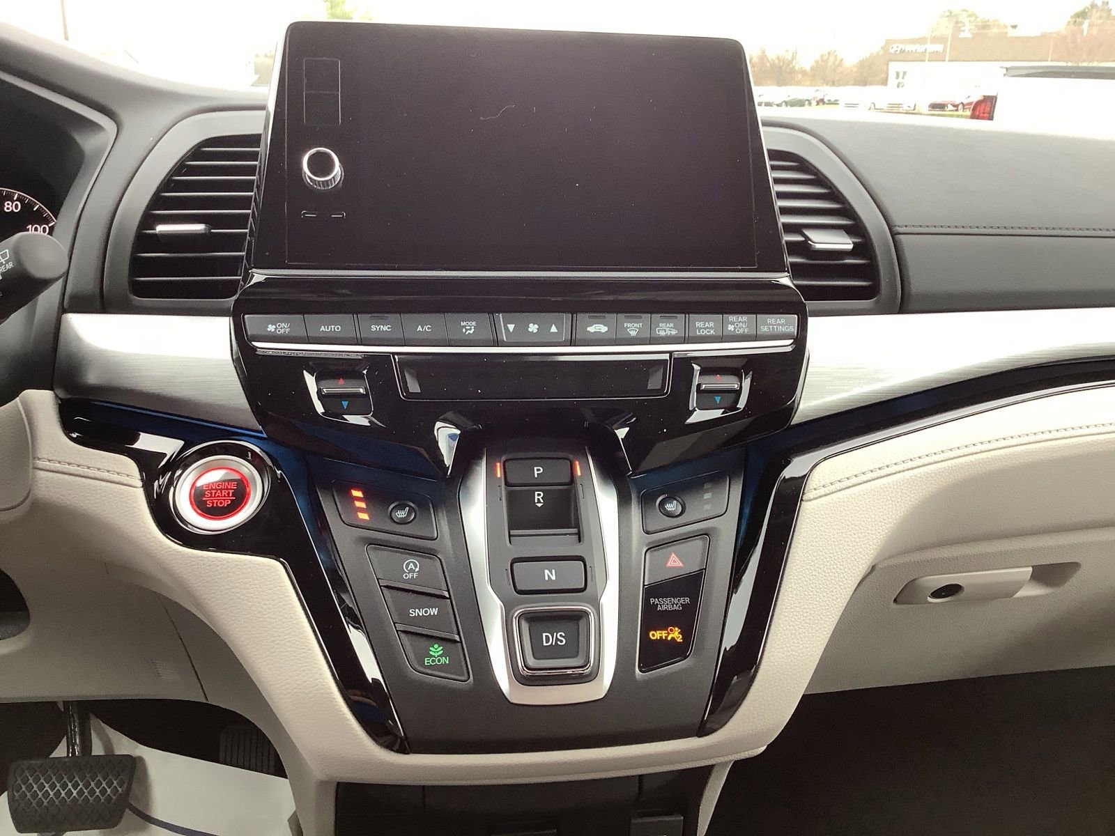 New 2026 Honda Odyssey Touring image 17