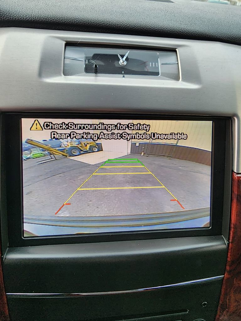 Used 2013 Cadillac Escalade Luxury image 15