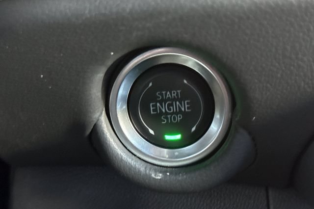 Used 2025 Chevrolet Tahoe LT AWD/4WD image 33