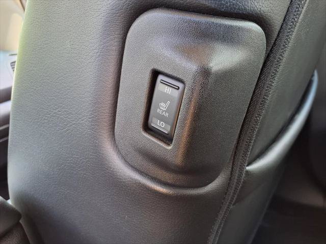 Used 2016 Nissan Leaf SL w/ Premium Package FWD image 10