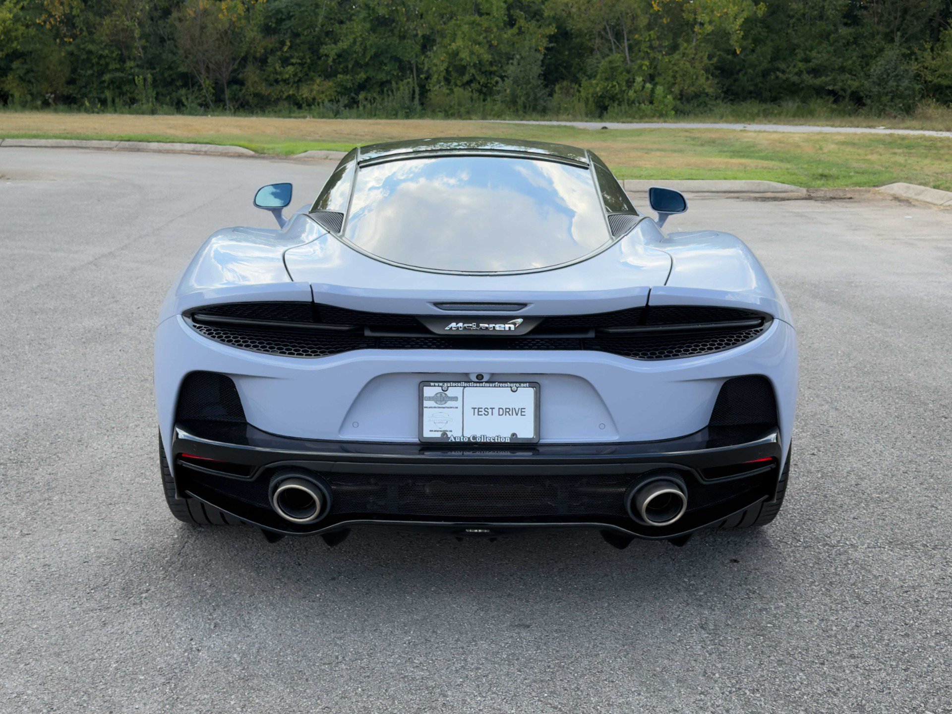 Used 2020 McLaren GT RWD image 18