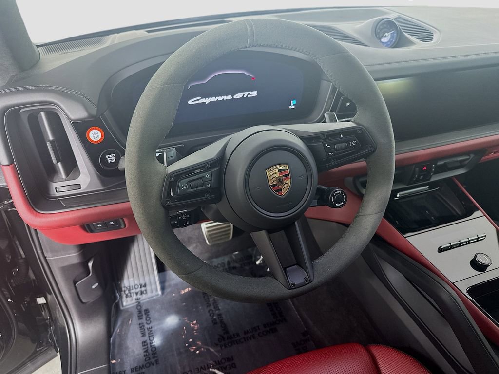 Certified 2025 Porsche Cayenne GTS image 12