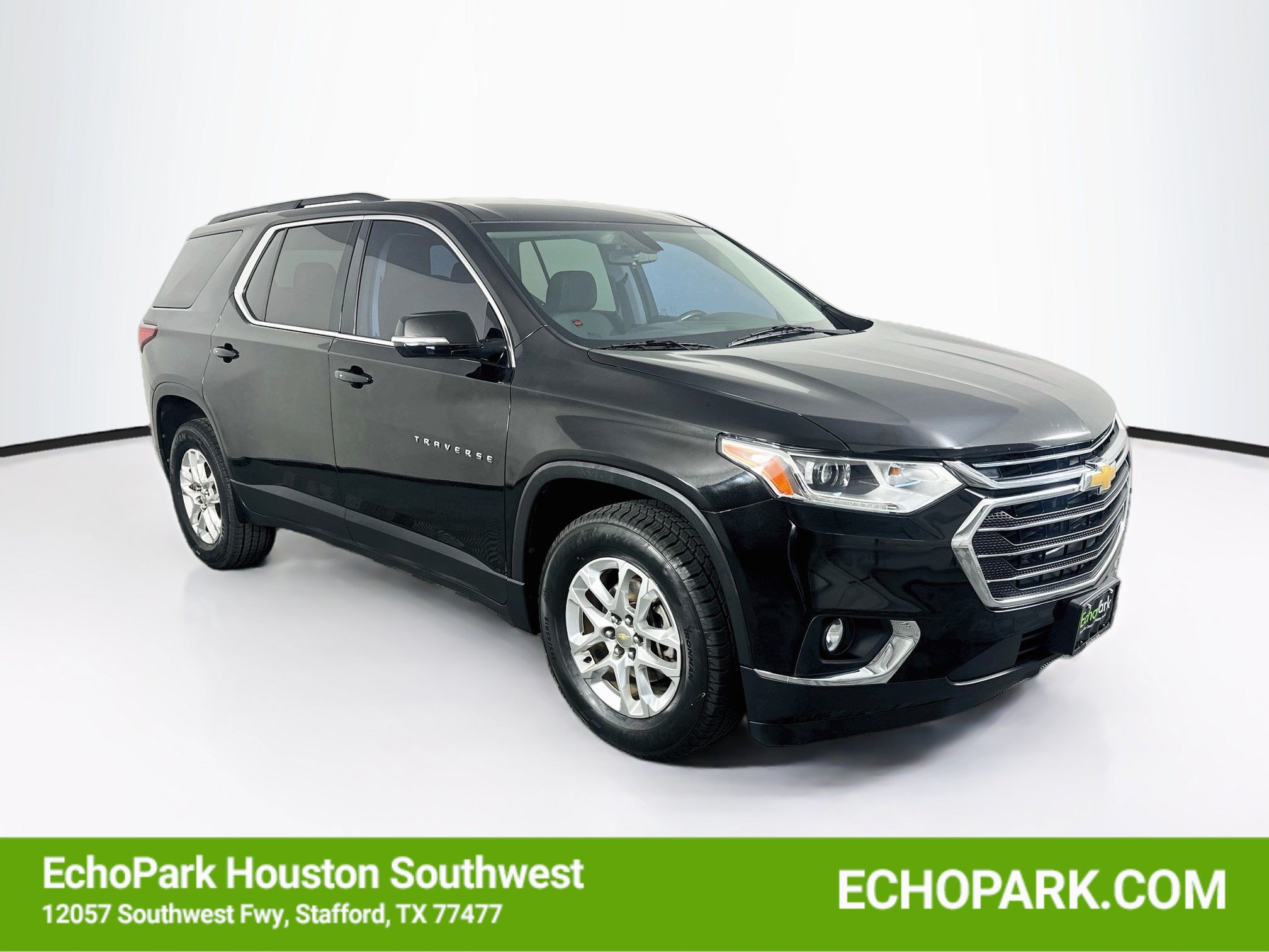 Used 2019 Chevrolet Traverse LT FWD image 1