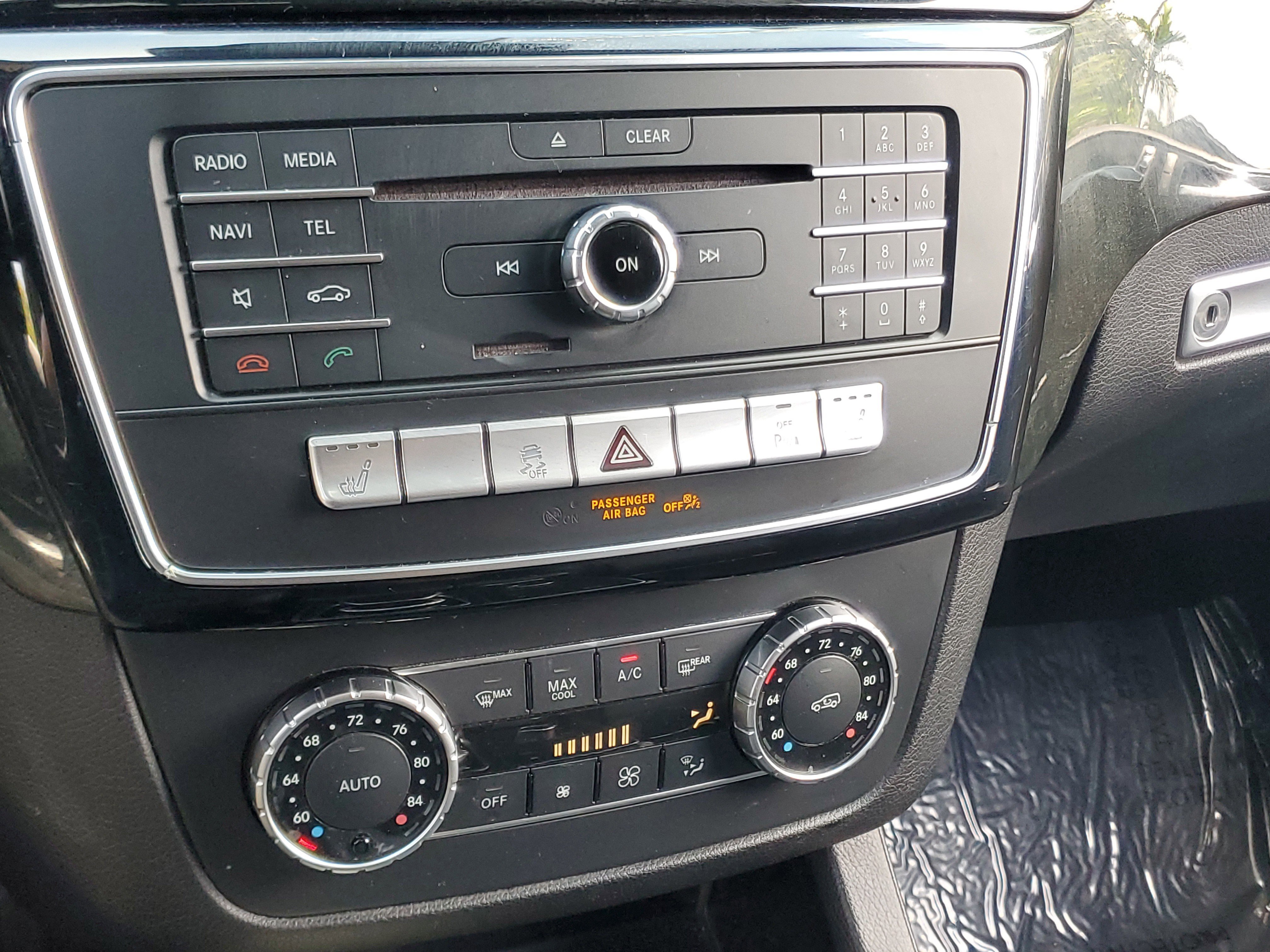 Used 2017 Mercedes-Benz GLE 350 GLE 350 w/ Premium 2 Package image 25