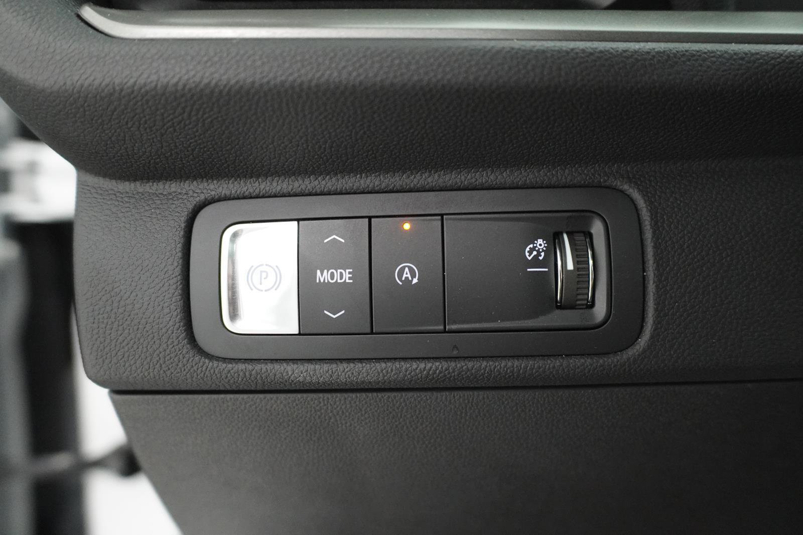 Used 2024 Chevrolet Traverse LT FWD image 21