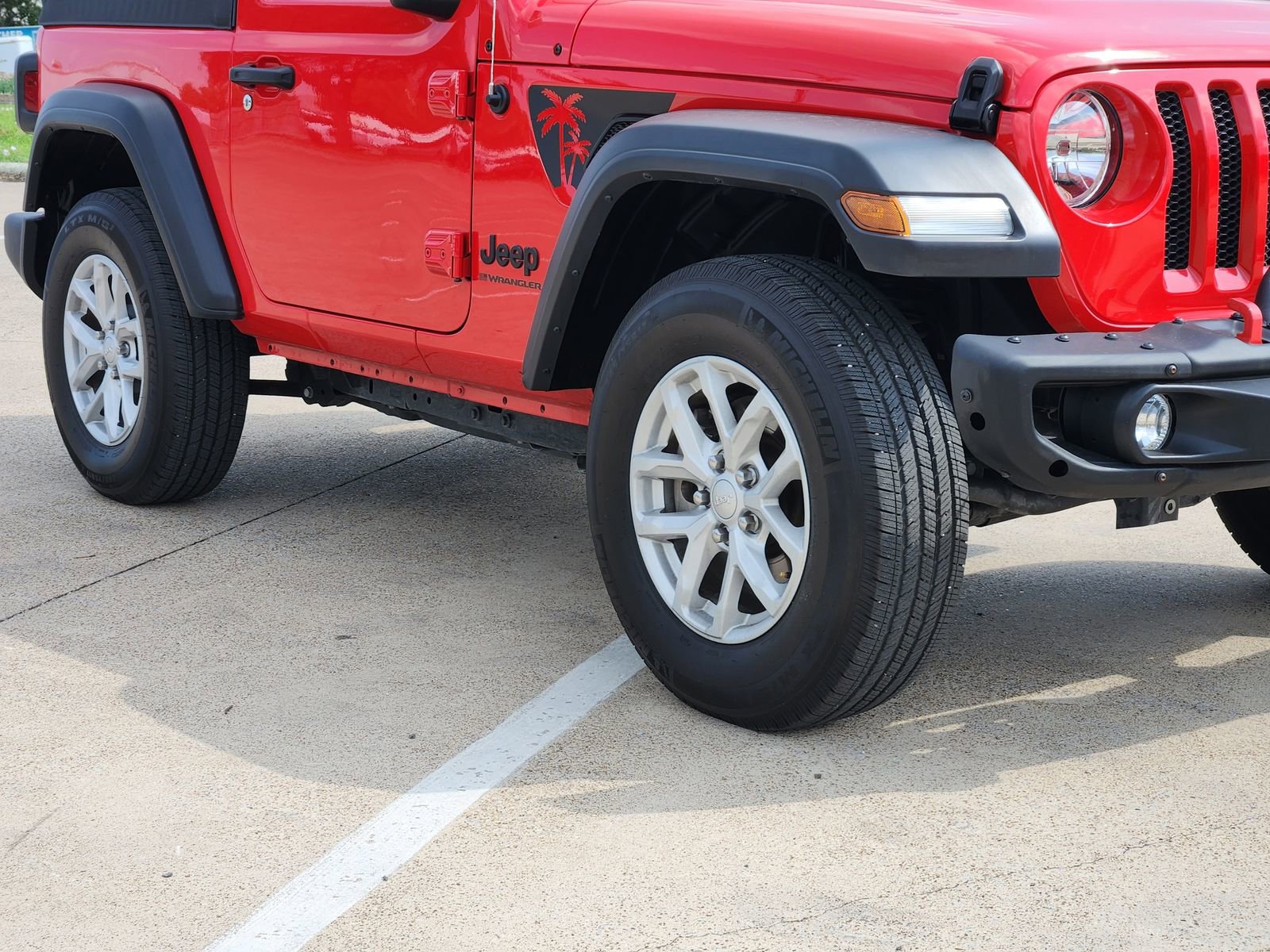 Used 2023 Jeep Wrangler Sport AWD/4WD image 11