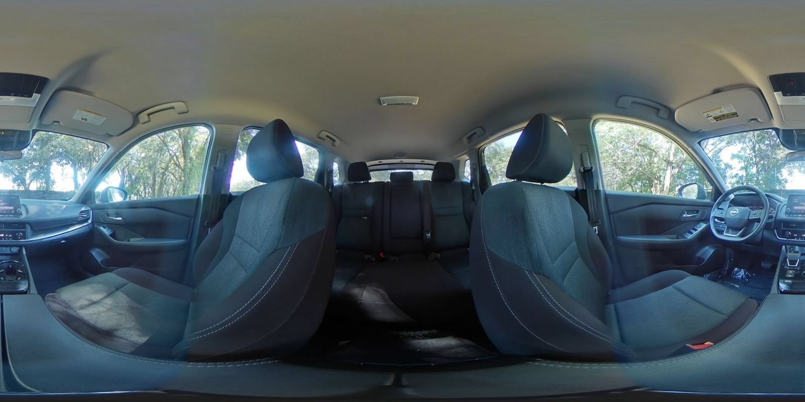 Used 2025 Nissan Rogue SV FWD image 43