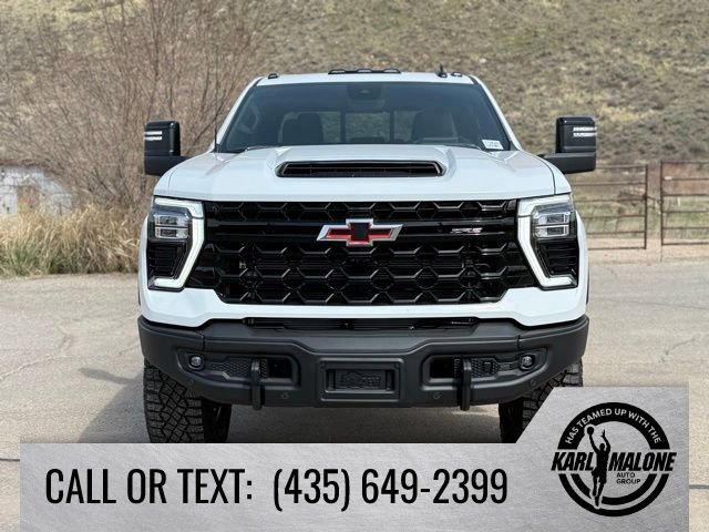 New 2026 Chevrolet Silverado 2500 ZR2 image 9