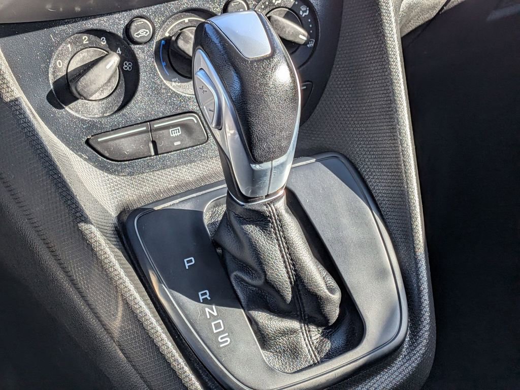 Used 2017 Ford Transit Connect XLT image 14