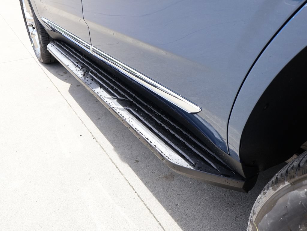 New 2026 GMC Yukon Elevation AWD/4WD image 10