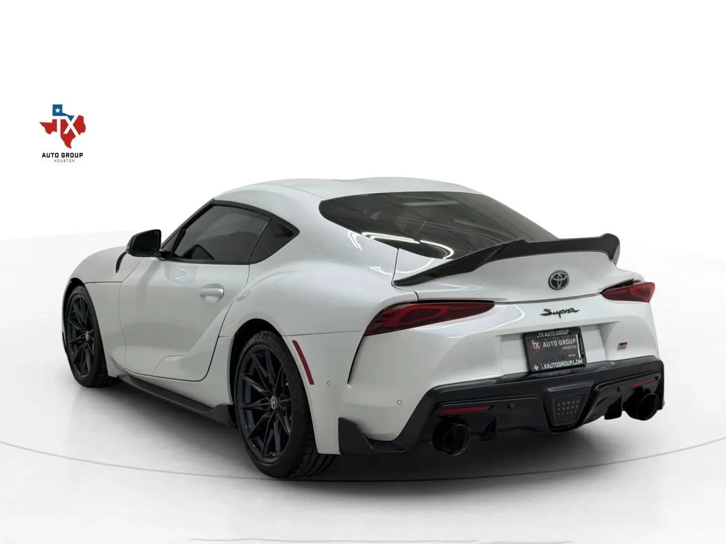 Used 2026 Toyota Supra Premium w/ Driver Assist Package RWD image 4