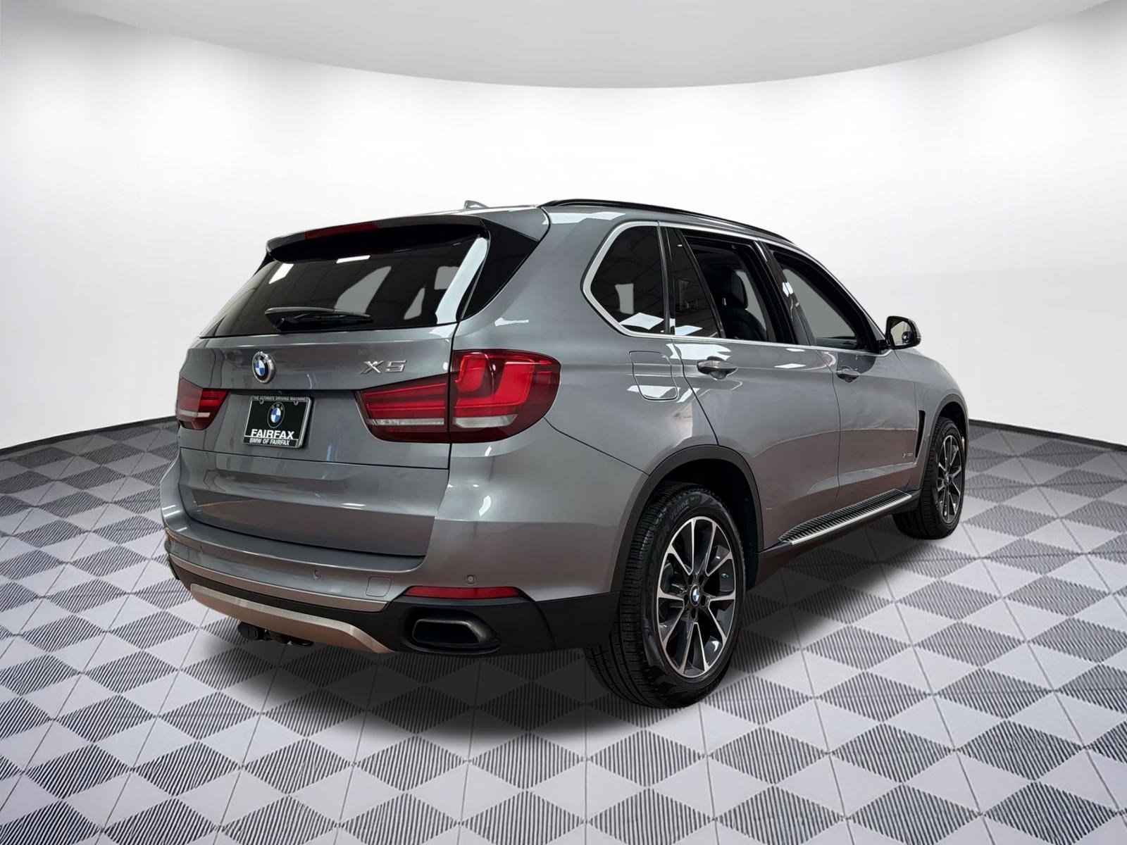 Used 2016 BMW X5 xDrive50i AWD/4WD image 9