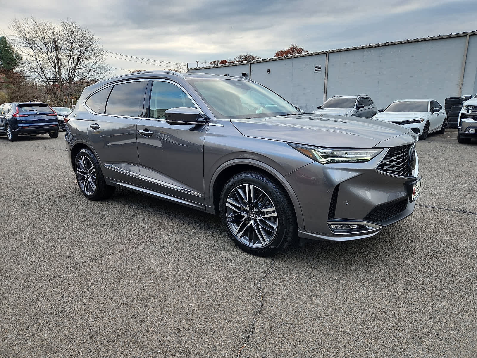 Certified 2025 Acura MDX w/Advance Package image 4