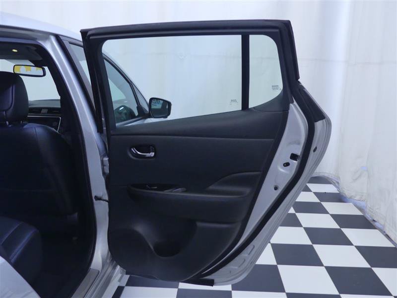 Used 2018 Nissan Leaf SL w/ SL Technology Package FWD image 25