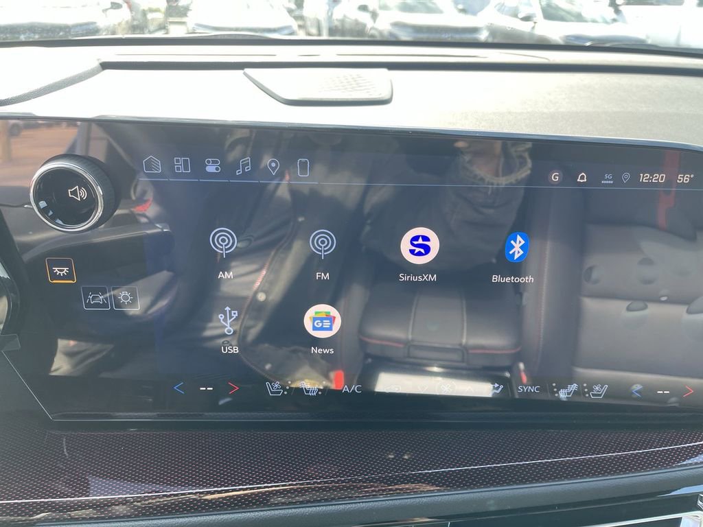 New 2026 Chevrolet Traverse RS w/ LPO, Floor Liner Package image 16