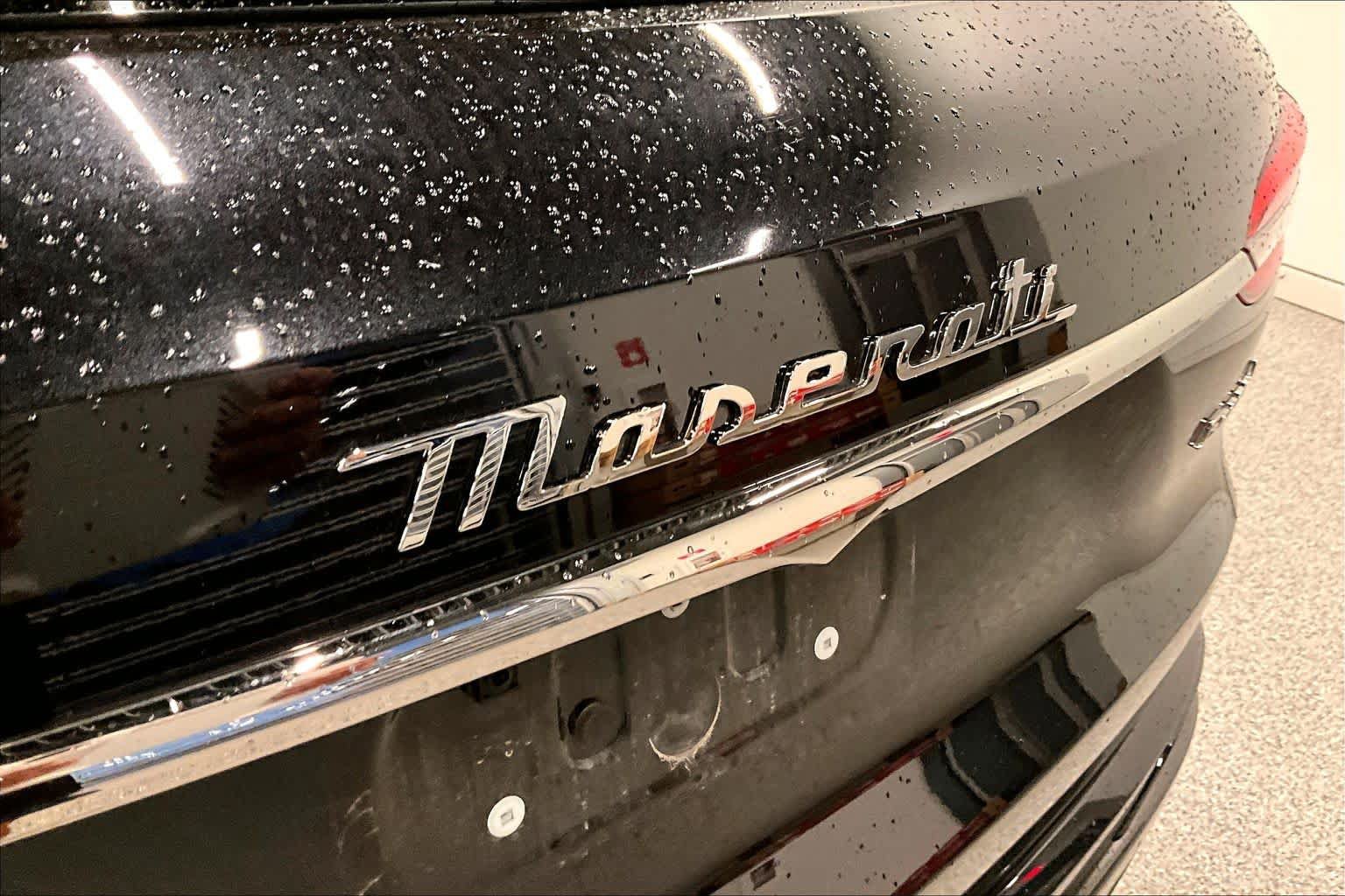 Used 2023 Maserati Grecale Trofeo AWD/4WD image 35