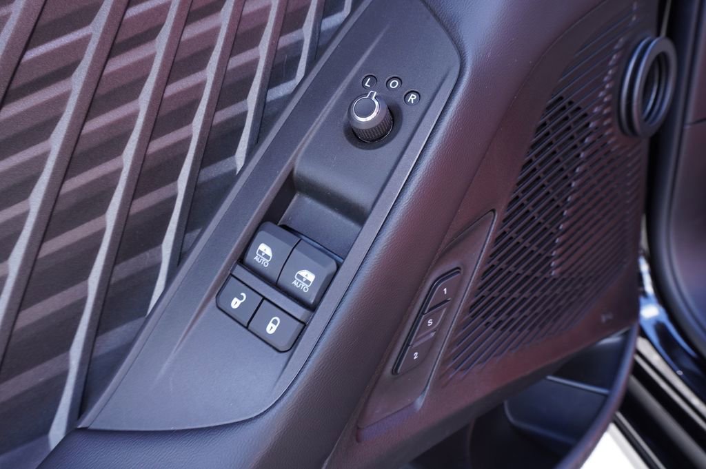 Used 2025 Dodge Charger R/T Scat Pack w/ Track Pack image 15