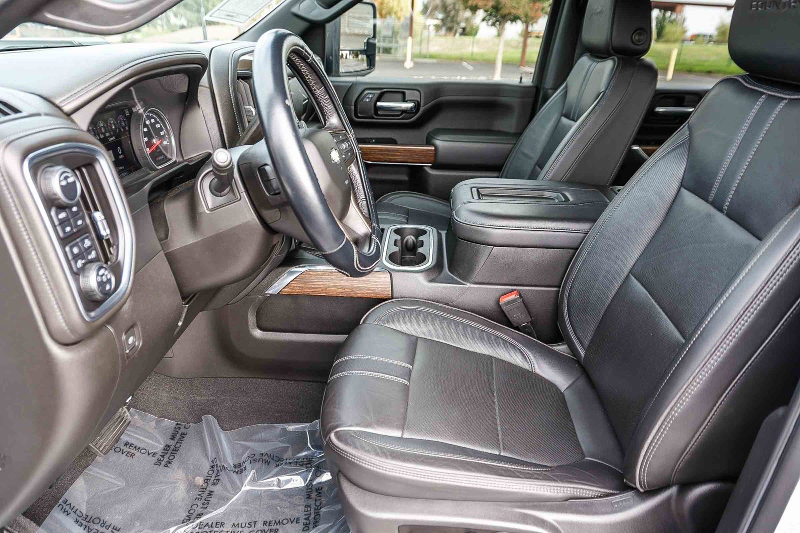 Used 2022 Chevrolet Silverado 2500 High Country w/ Safety Package II image 19