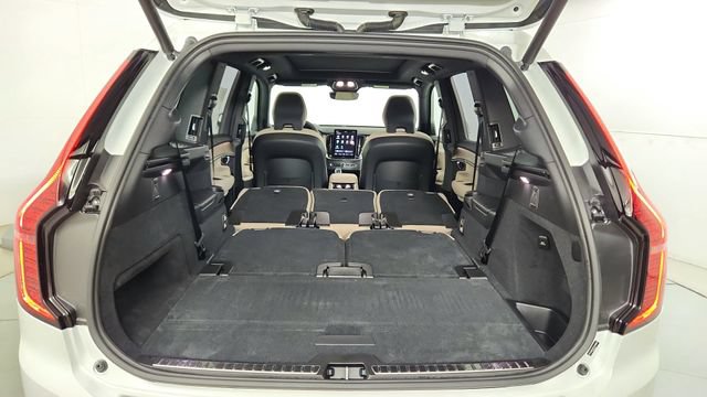 New 2026 Volvo XC90 T8 Plus w/ Protection Package Premier AWD/4WD image 44