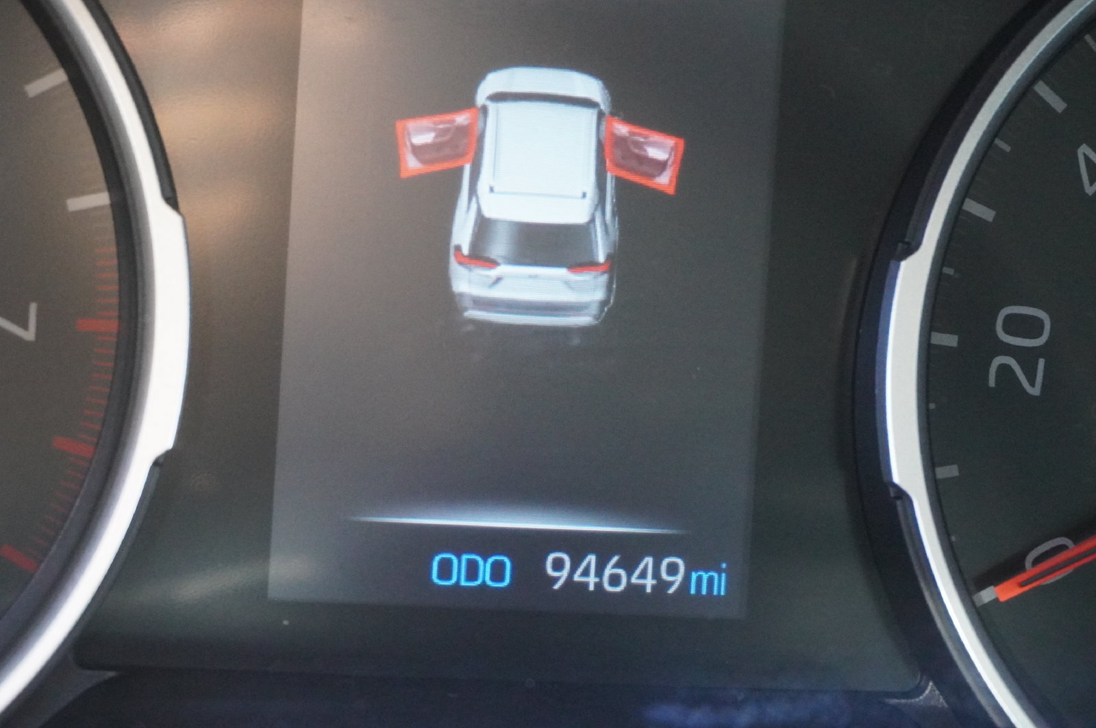 Used 2021 Toyota RAV4 XLE FWD image 9