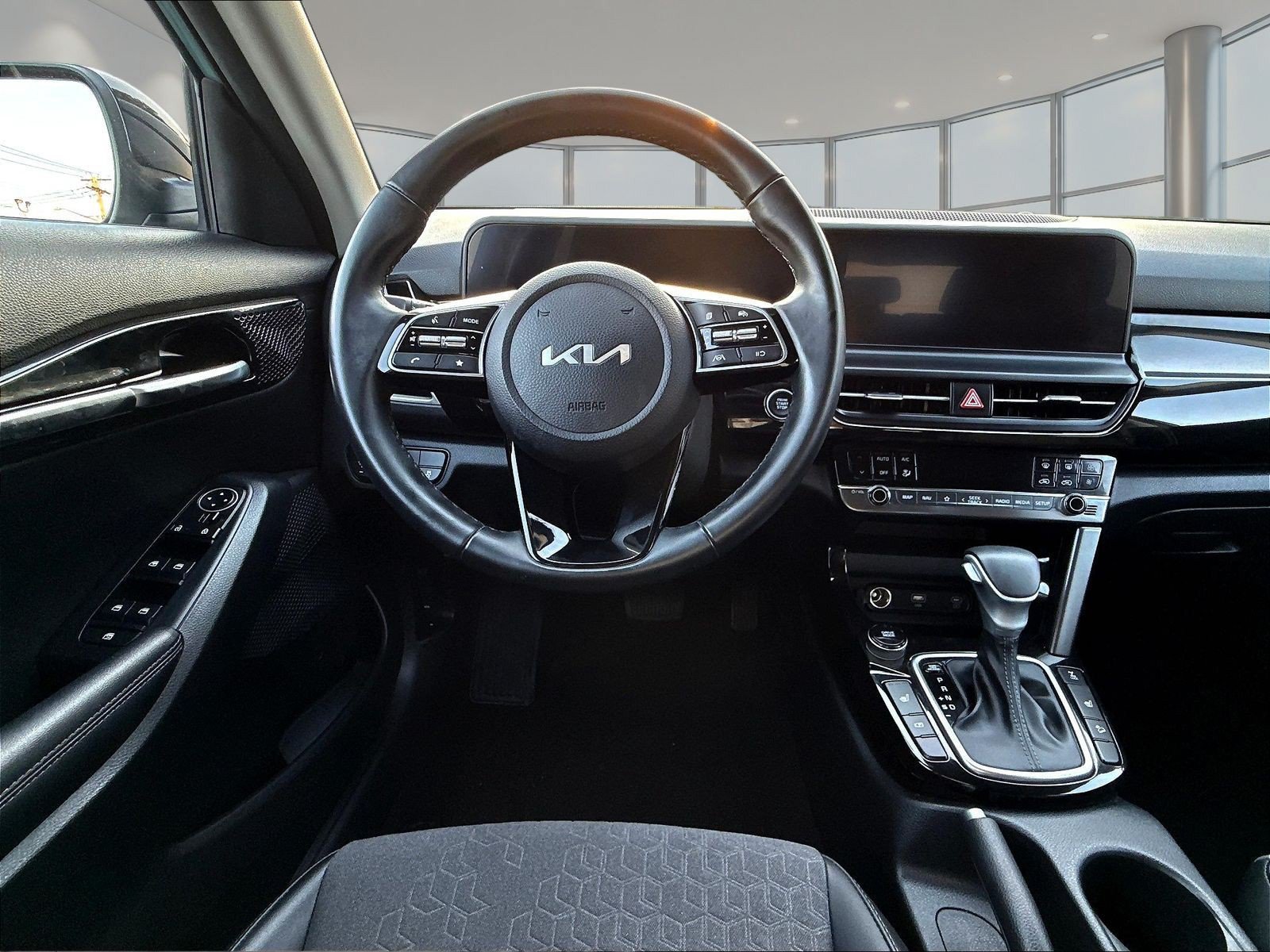Used 2024 Kia Seltos S AWD/4WD image 11
