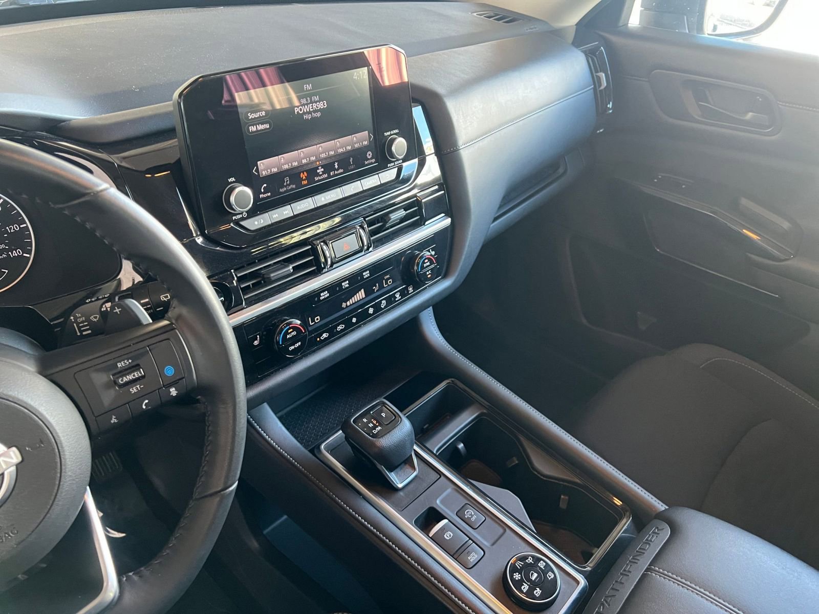 Used 2025 Nissan Pathfinder SV AWD/4WD image 21
