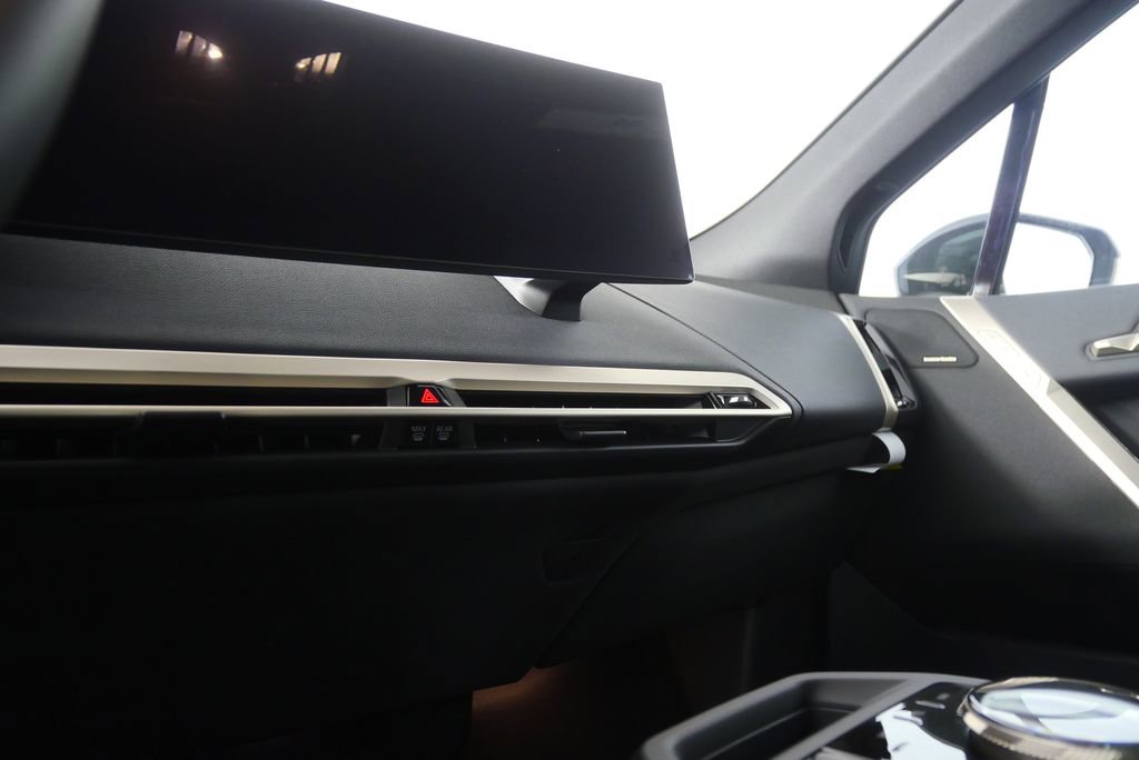 New 2026 BMW iX xDrive45 image 19