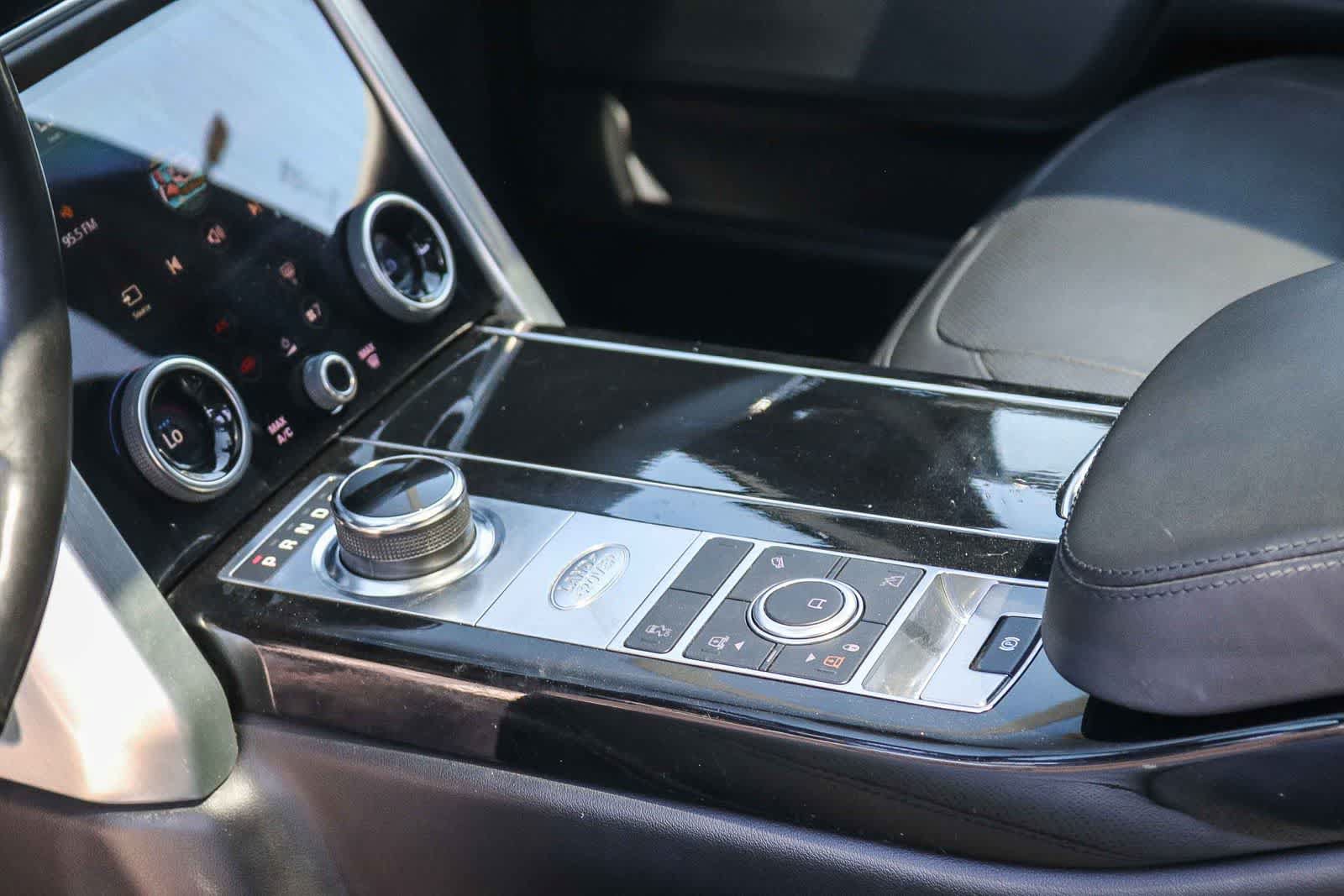 Used 2020 Land Rover Range Rover HSE AWD/4WD image 18