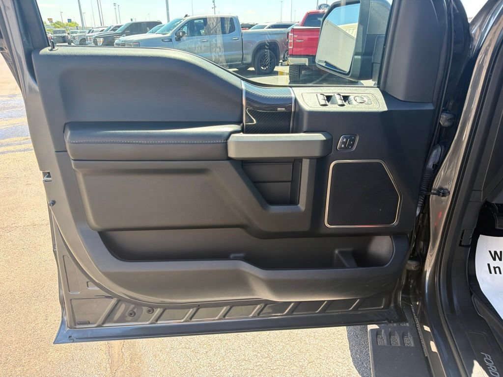 Used 2018 Ford F150 Raptor w/ Equipment Group 802A Luxury AWD/4WD image 19