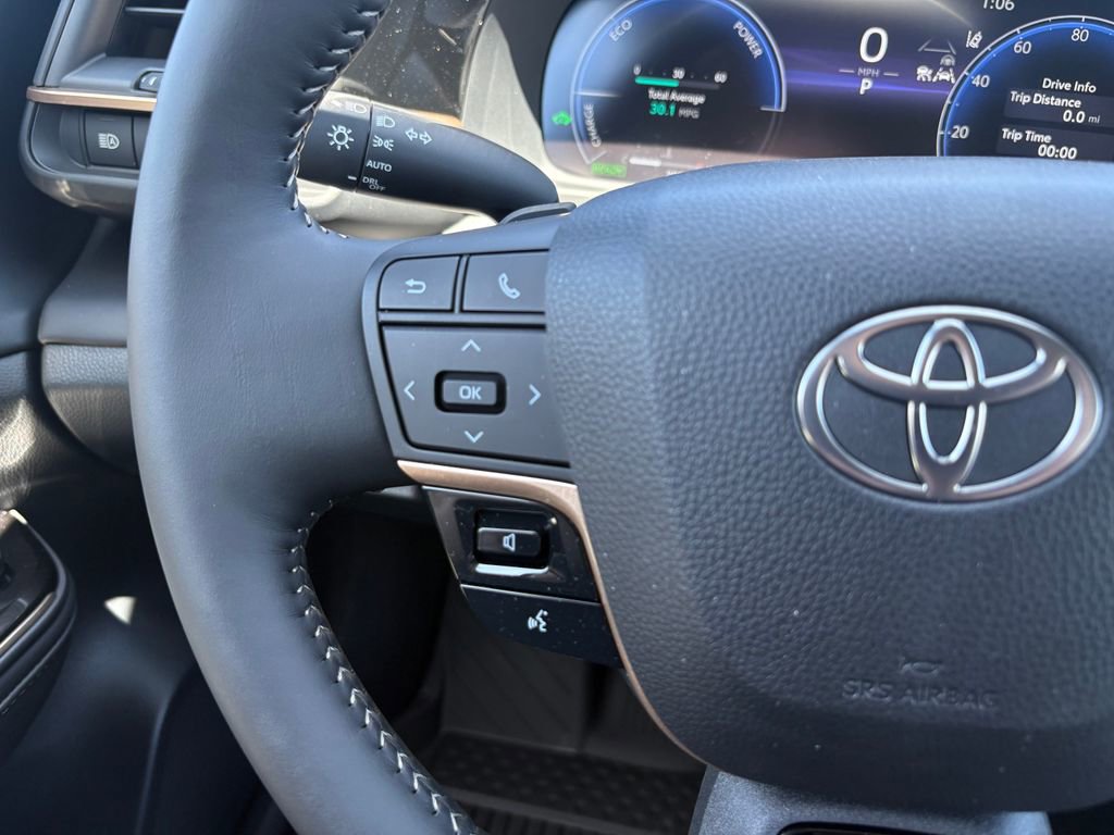 New 2026 Toyota Crown Signia AWD/4WD image 24